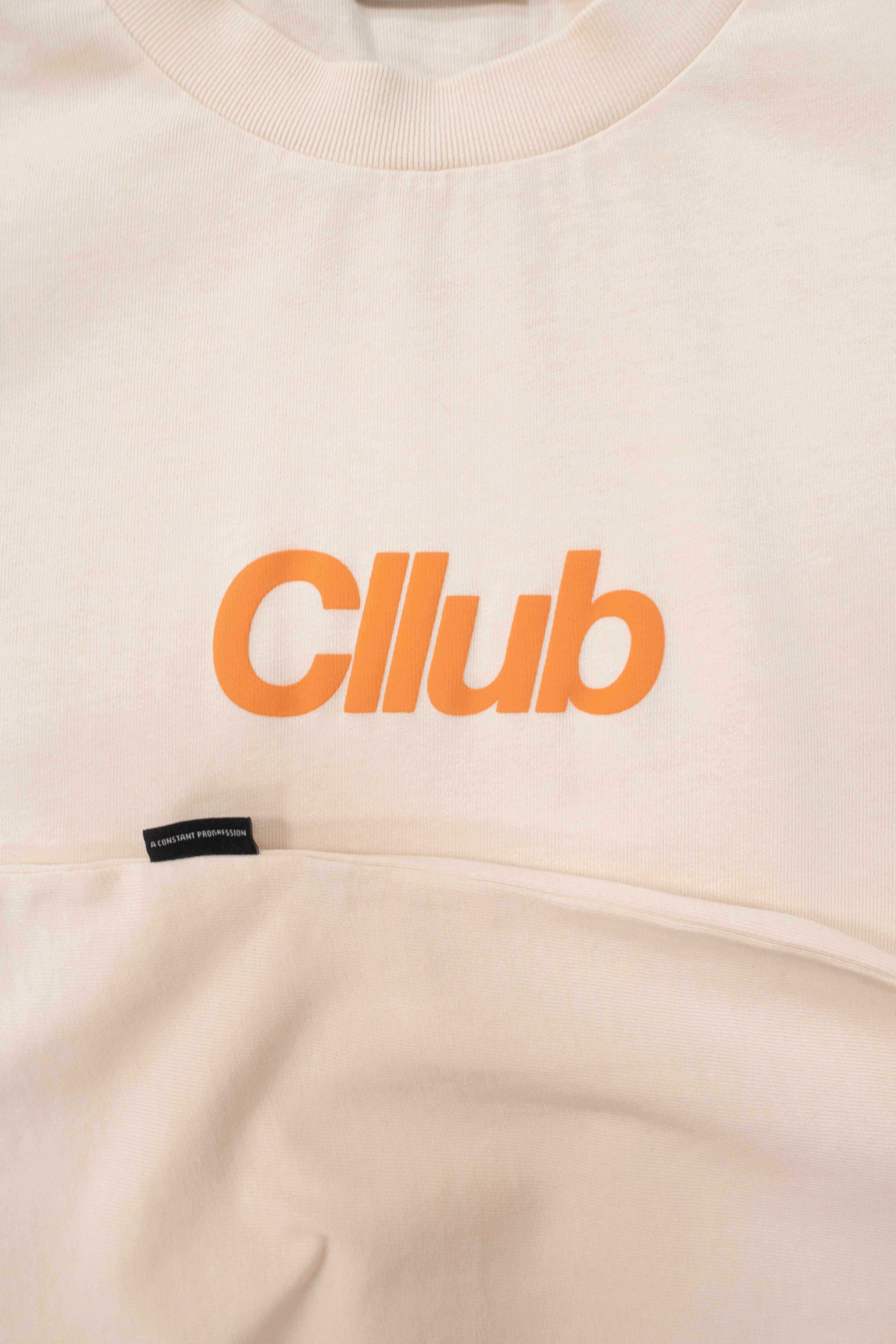 Front hit logo Ecru
