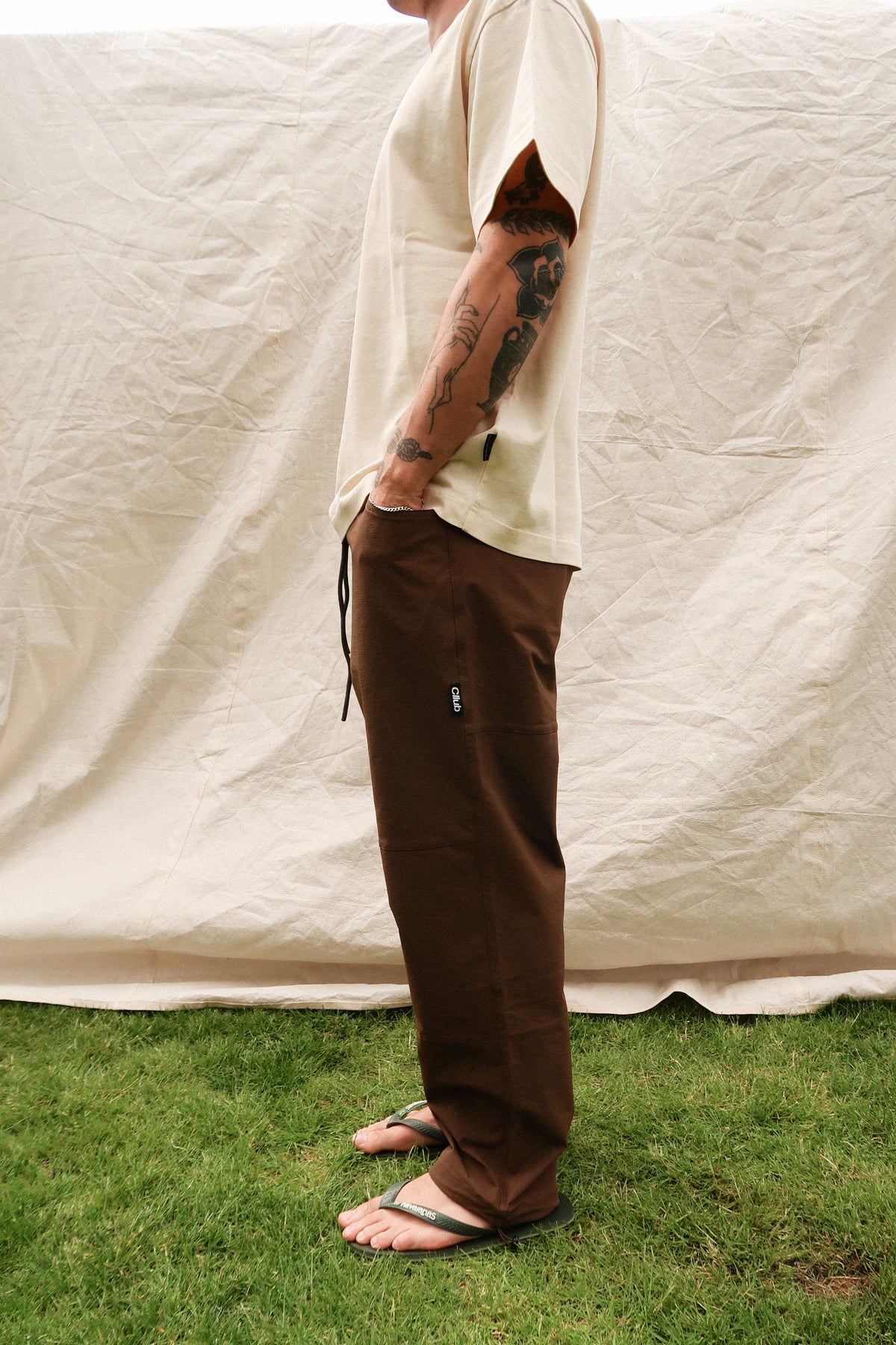 Verse Allday pant bark